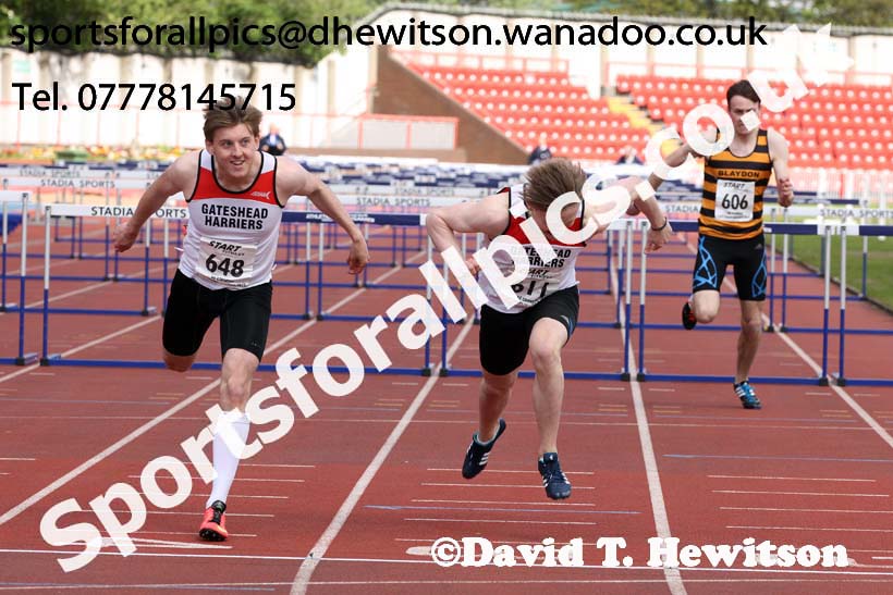 Mens under-20s hurdles, North Eastern Track and Field Champs, Gateshead Stadium. Photo: David T. Hewitson/Sports for All Pics